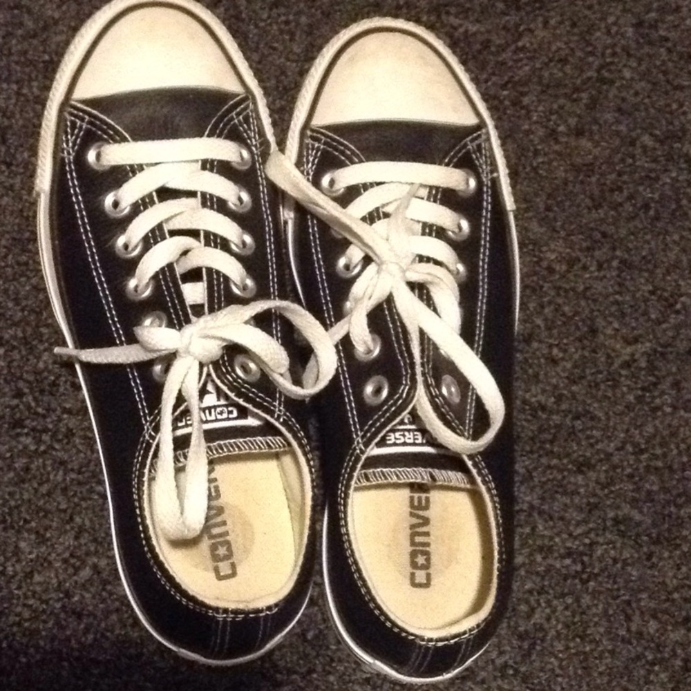 Black leather converse
